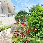 Myksamil Pensión Ksamil